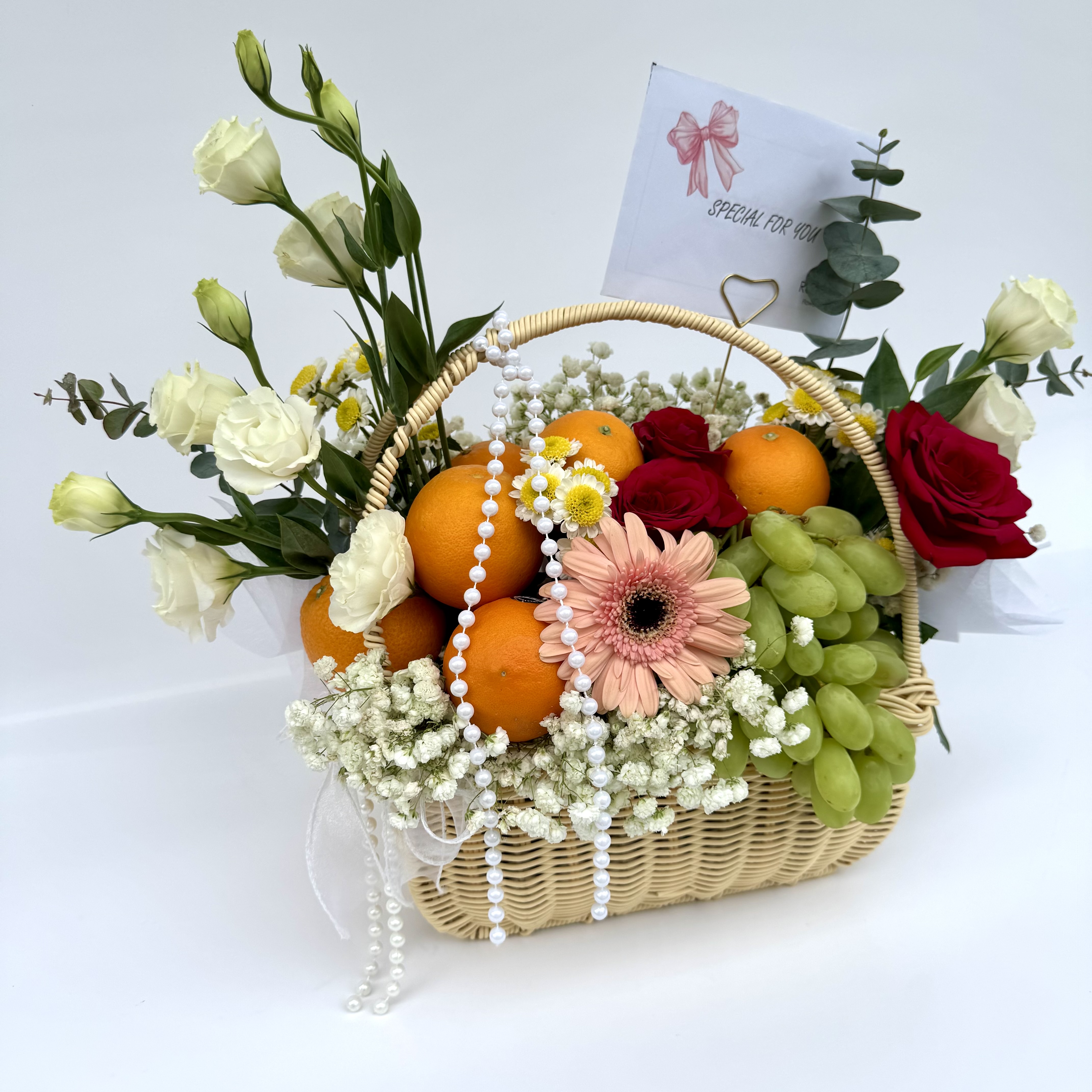 B2 FRUITS BASKET & FRESH FLOWER