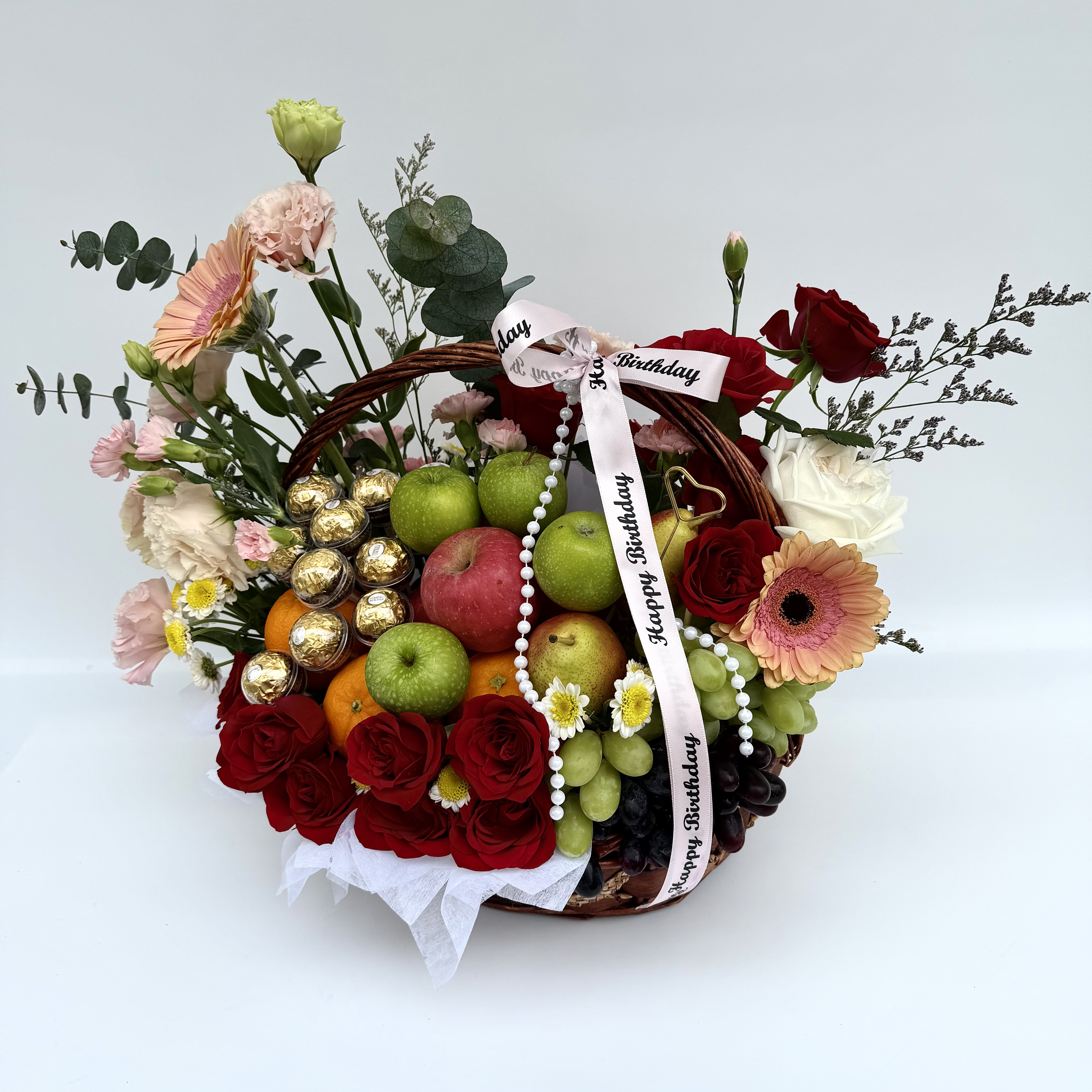 B3 FRUIT BASKET FULL FRESH FLOWER